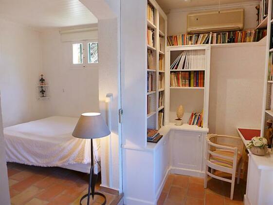 Interhome - L'Oustalounet - Photo3