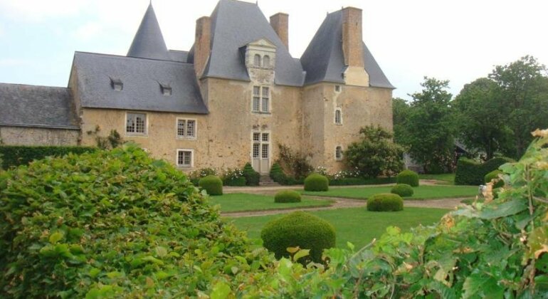 Manoir de Favry B&B