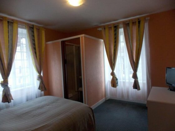 Hotel Le Duguesclin La Haye-Pesnel - Photo5