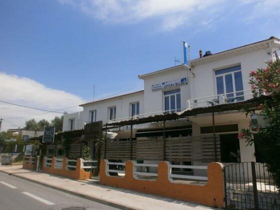 Blue Hotel - Photo2