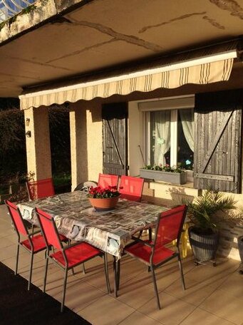 Apartment With one Bedroom in Saint-victor-de-cessieu With Wonderful City View Furnished Terrace a
