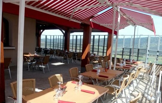 Hotel Le Panoramic Lachapelle-Graillouse - Photo2