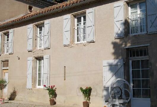 Chambres d'Hotes Le Jardin Des Cedres