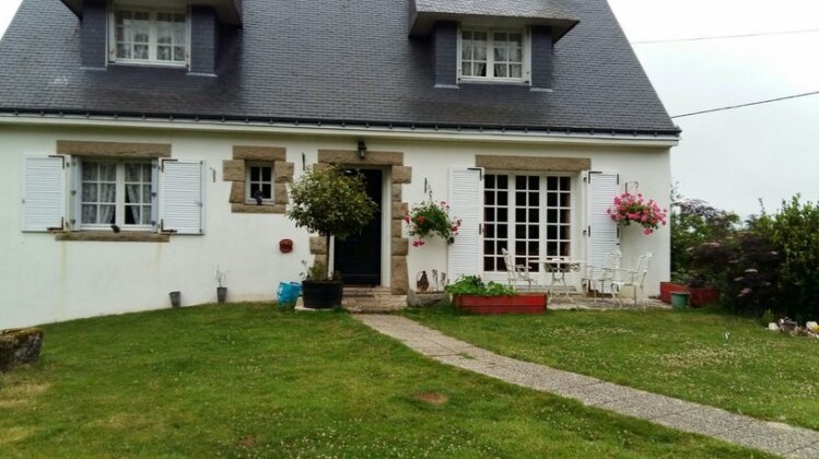Homestay - Friendly English Family in Lorient