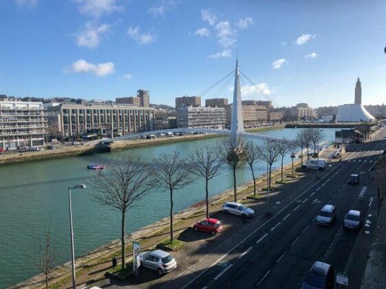 Dormir Au Havre Bassin Du Commerce 2