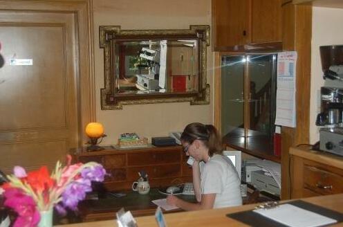 Hotel Marchal - Photo4