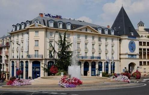 Le Plessis Grand Hotel - Photo2