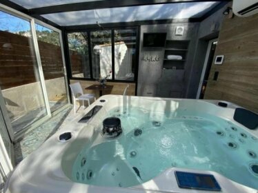 Chambre Jacuzzi love room