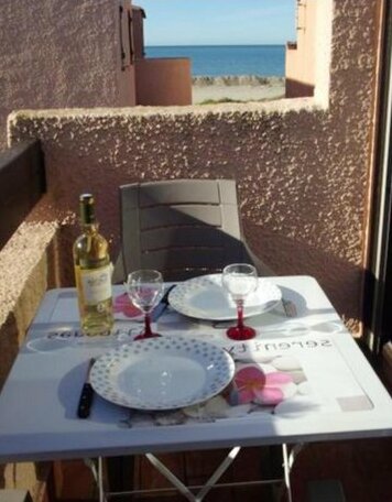 Studio in Leucate With Wonderful sea View Pool Access and Enclosed Garden - 100 m From the Beach - Photo4