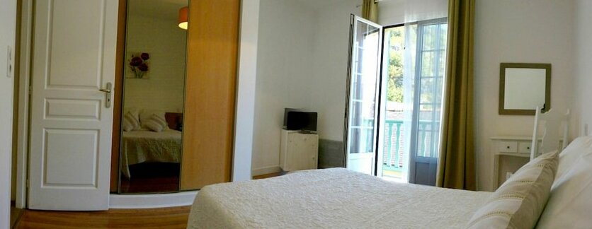 House With 2 Bedrooms in Lourdes With Wonderful Mountain View Furnished Terrace and Wifi - 15 km F - Photo3
