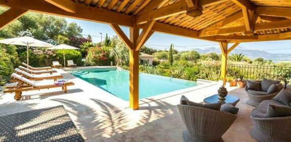 Villa in La Balagne X