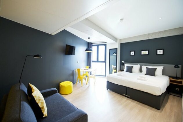 Staycity Aparthotels Rue Garibaldi - Photo2