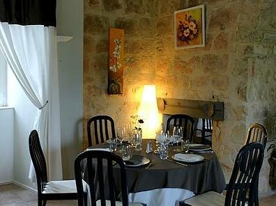 Le Prieure Hotel-Restaurant - Photo4