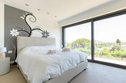 Vaneau Sublime New Contemporary Villa 300 M2-Pool-Garage