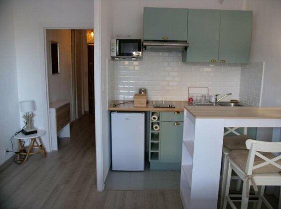 Agreable appartement residence Flotte 8eme arrondissement - Photo3