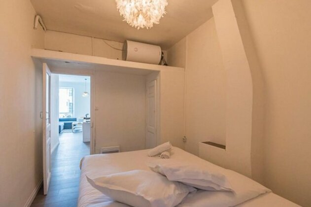 Superb bright and spacious apt in Marseille