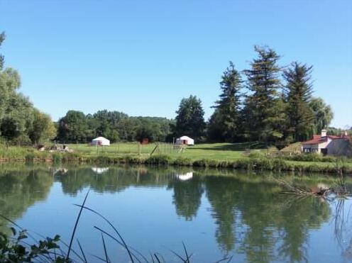 Yourtes du Moulin Bertrand