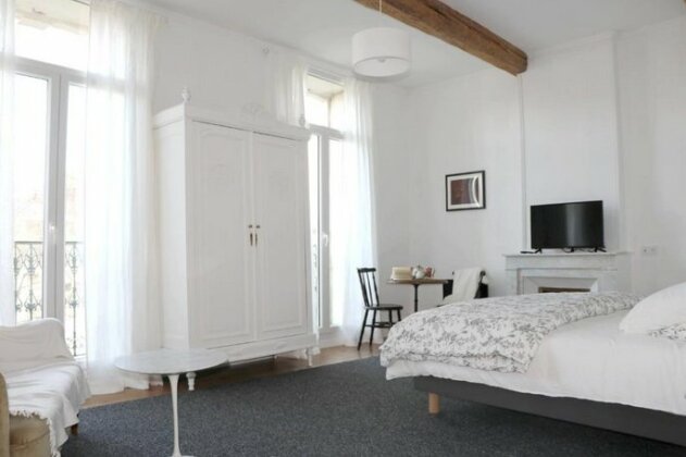 Aumes Sweet Home Chambre d'Hotes - Photo3