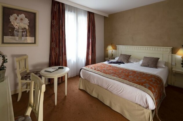 Hotel Royal Montpellier - Photo2