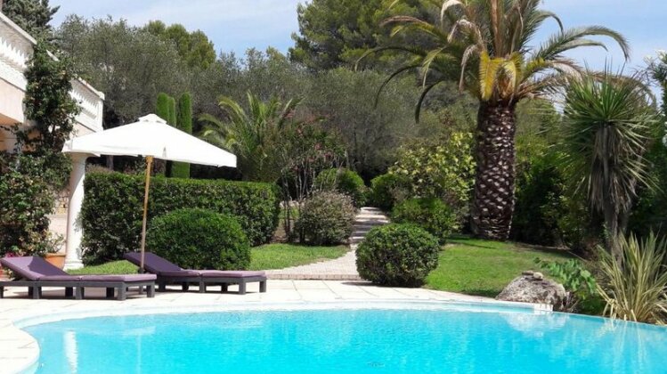 Charm in Cannes - Mougins