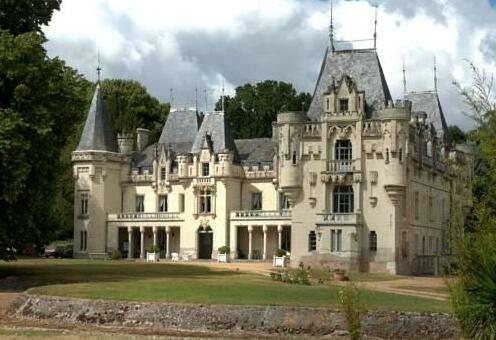 Chateau de Salvert - Appartement & Chambre d'Hotes - Photo2