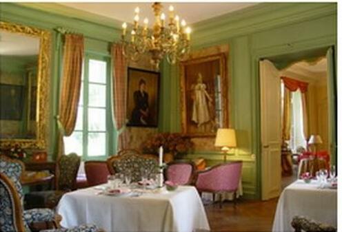 Chateau de Salvert - Appartement & Chambre d'Hotes - Photo4