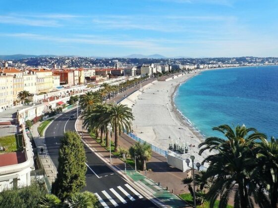 Apartment With one Bedroom in Nice With Wonderful sea View Pool Access Furnished Balcony - 3 km F