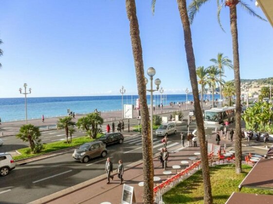 Appartement a 2 pas de la mer style moderne et ancien - Photo2