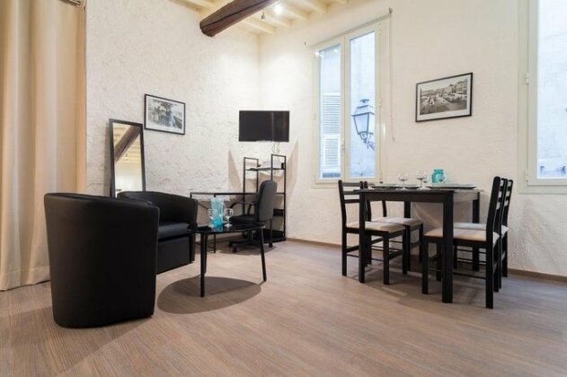 Centrale -Studio avec Mezzanine - Vieux Nice - Photo4