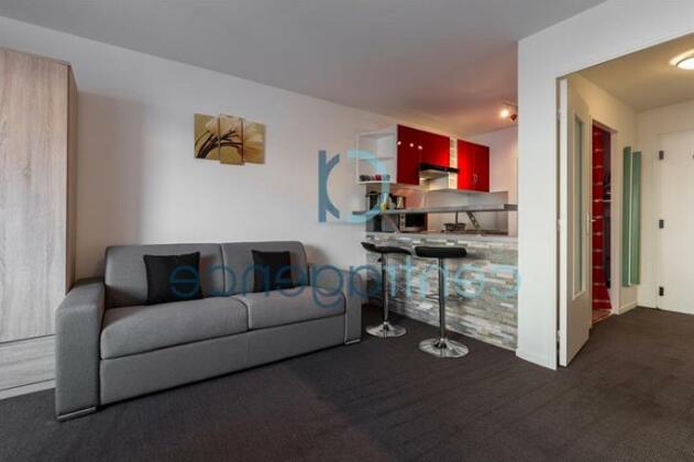 Fleurs - Studio Tout Equipe - Proche Mer - Photo5