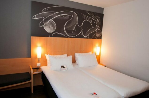 Ibis Nice Palais des Congres Vieux Nice - Photo4