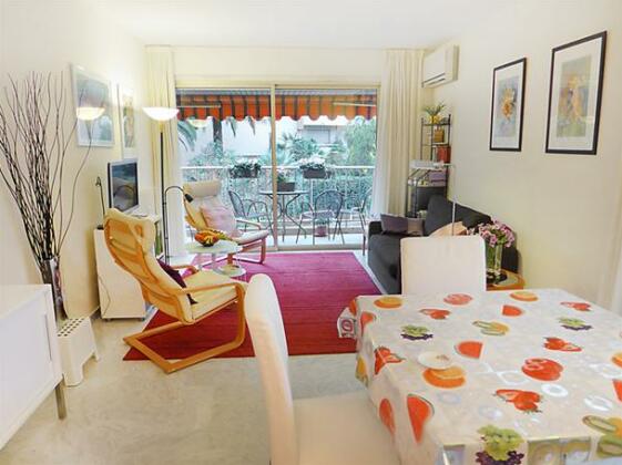Interhome - Fabron - Photo3
