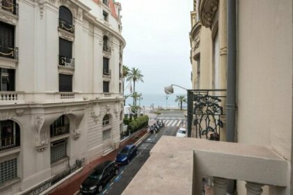 Large and exceptional apartment beside Negresco - promenade des Anglais