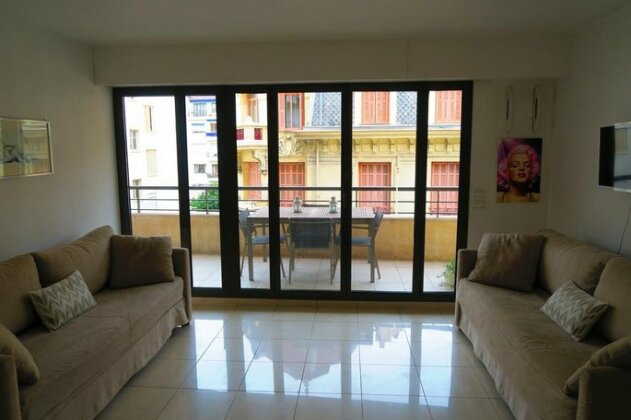 Lola Terrasse by Nestor&Jeeves - Photo5