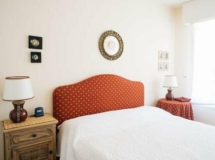Lovely Flat With Terrace 5 Min Walk From Sea - Photo3