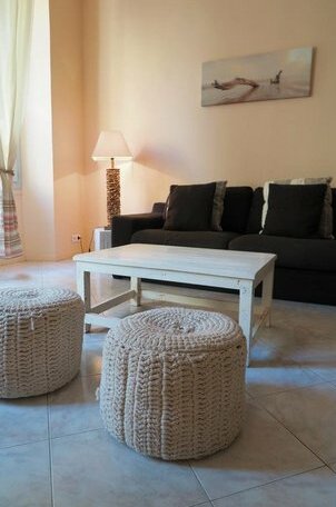 Nestor&Jeeves - Cote Mer - Central - By sea - Photo4