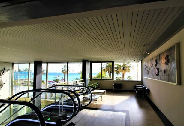 Nice Booking - Royal Luxembourg Piscine - Photo3
