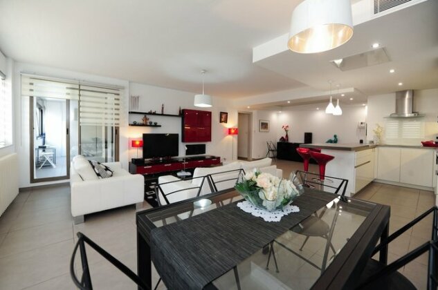Nice Etoile Grand Suite Five stars Holiday House - Photo2