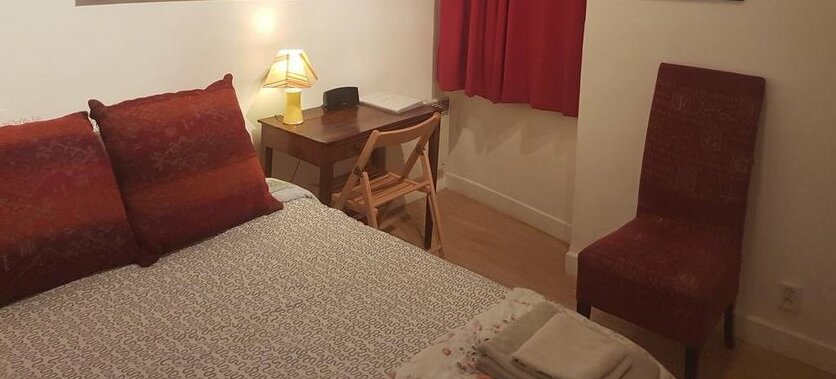 Room in apartment - Rue Droite - Photo4