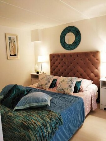 Studio with mezzanine close to beaches and shops - Photo5