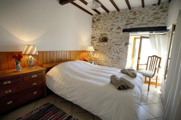 Le Puy Gites & Bed and Breakfast - Photo5
