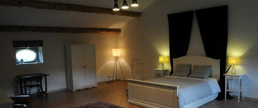 Chambre d'hotes La Peyrouse - Photo2