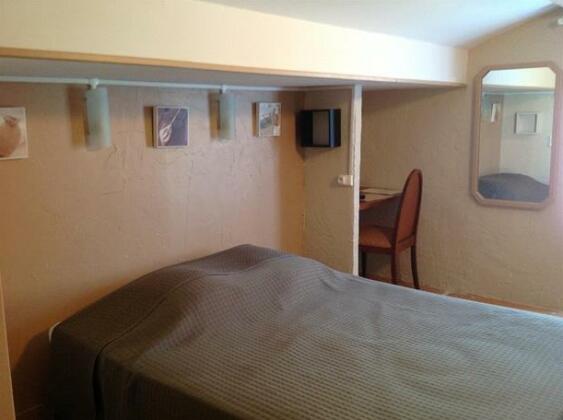 Hotel Restaurant Les oliviers - Photo5