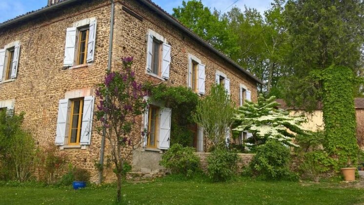 Maison et Jardin Talinou