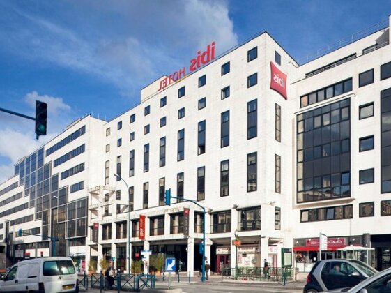 Ibis Paris Pantin Eglise