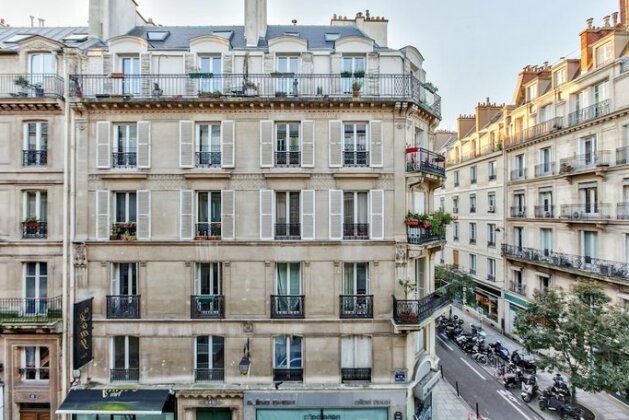 18 Luxury Parisien Home Montorgueil 2