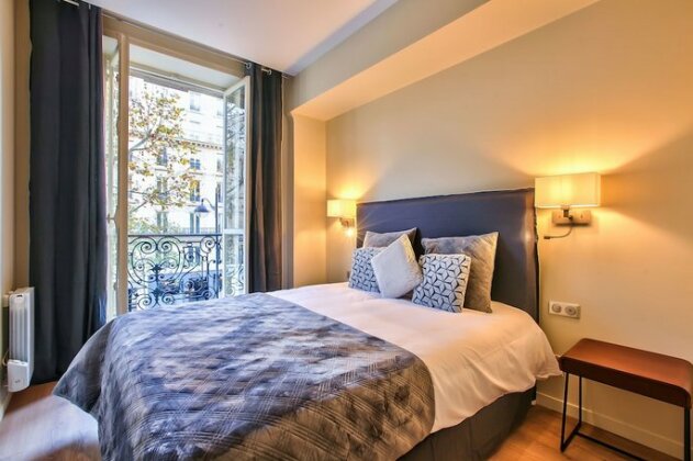 60-Luxury Parisian Home Sebastopol 2dg - Photo4