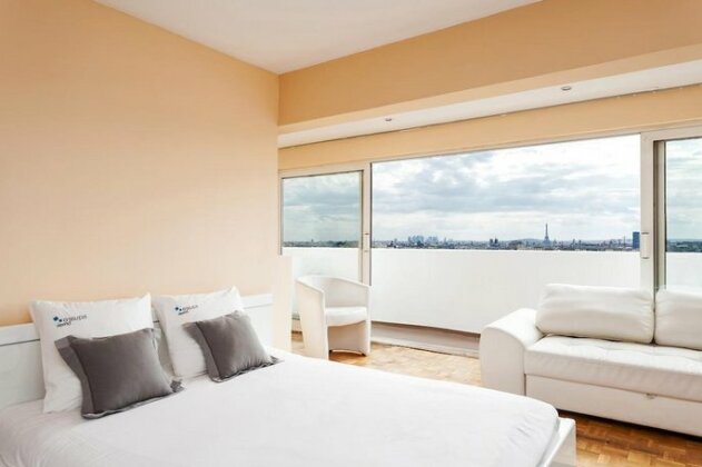 Apartment with View on the City - Photo2
