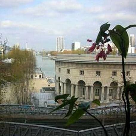 Bed & Breakfast Rotonde Canal De L'Ourcq