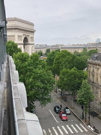Champs Elysees Arc de Triomphe Apartment Paris